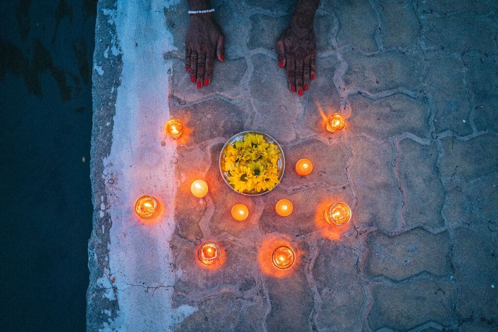 How Long Do Love Spells Take to Work? A Complete Guide to Timing, Expectations & Traditional Spiritual Practices