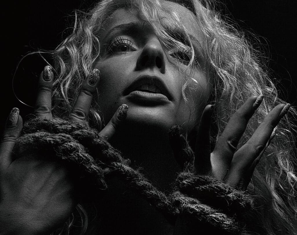 Tangled thread symbolizing a repeating pattern of misfortune