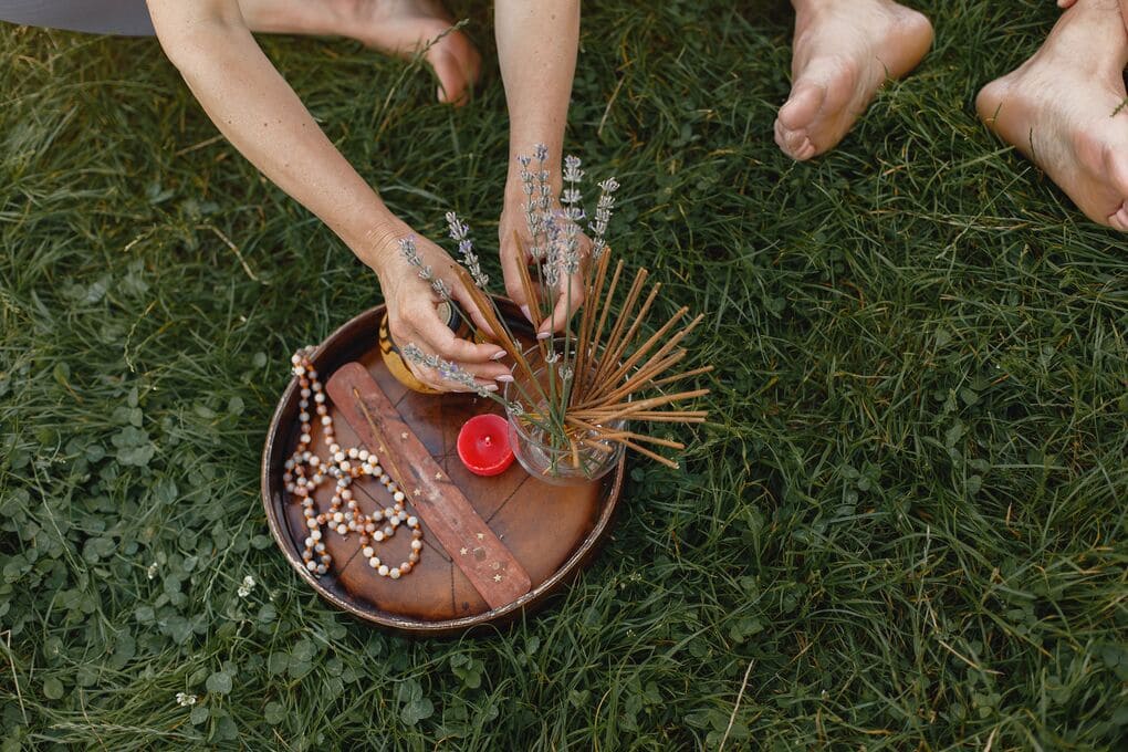Love Spell Caster in Los Angeles Choosing Spiritual Support