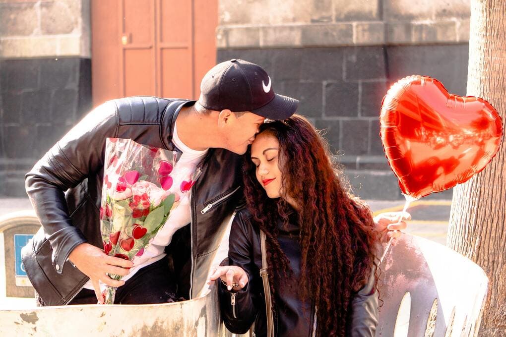 Love Spells: Types, Meanings, Uses & How to Choose the Right One